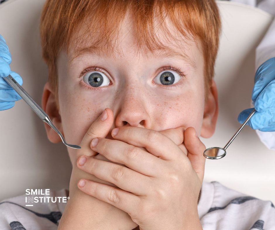 Smile Institute Blog - Iskolakezdés és fogászat: miért most érdemes gyermekével eljönni kontrollra? Smile Institute Blog - Iskolakezdés és fogászat: miért most érdemes gyermekével eljönni kontrollra?