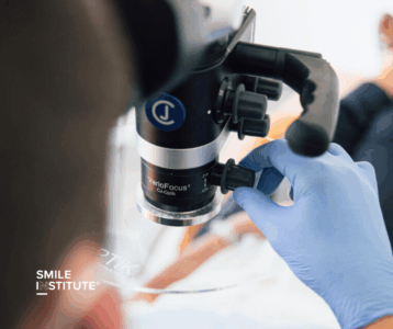 Miért jelent áttörést a mikroszkópos gyökérkezelés? – A modern fogmegmentés tudománya - Smile Institute Blog