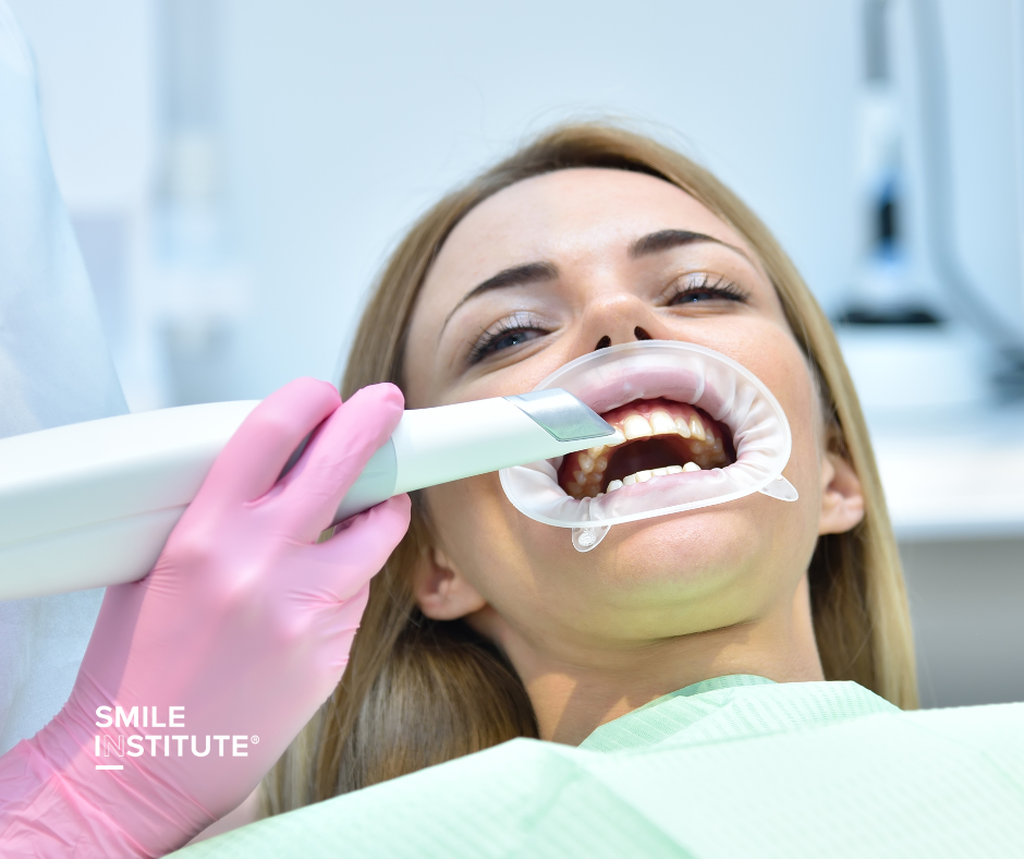 Az Invisalign ma már nem csak trend – hanem az egyik legbiztonságosabb, legkényelmesebb fogszabályozási megoldás. De miért éppen most nőtt meg ennyire az érdeklődés iránta? - Smile Institute Blog