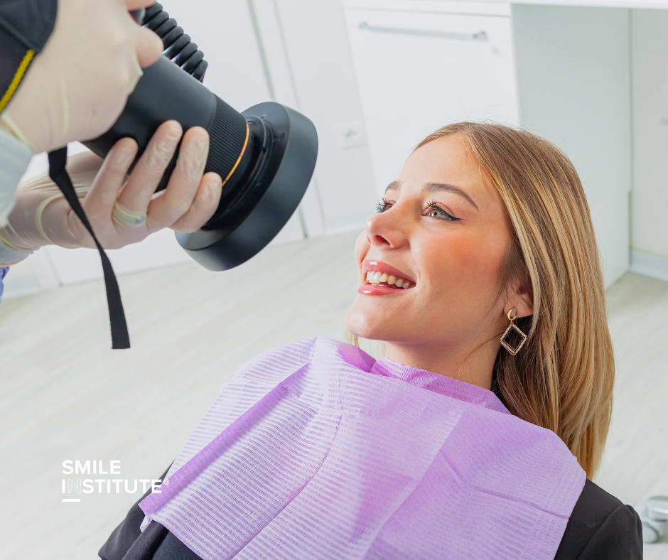 Az Invisalign ma már nem csak trend – hanem az egyik legbiztonságosabb, legkényelmesebb fogszabályozási megoldás. De miért éppen most nőtt meg ennyire az érdeklődés iránta? - Smile Institute Blog Az Invisalign ma már nem csak trend – hanem az egyik legbiztonságosabb, legkényelmesebb fogszabályozási megoldás. De miért éppen most nőtt meg ennyire az érdeklődés iránta? - Smile Institute Blog